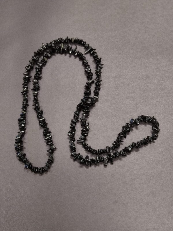 Colar cascalho de obsidiana negra