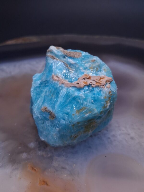 Aragonita azul bruta