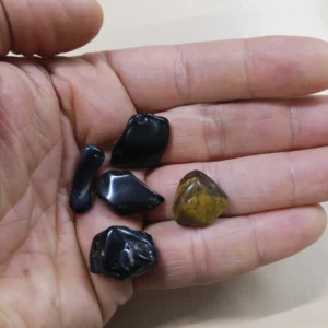 Kit Proteção com pedras naturais para proteção energética e limpeza espiritual.