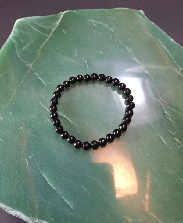Pulseira azeviche 6mm afastada