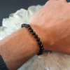 Pulseira azeviche 6mm em pulso